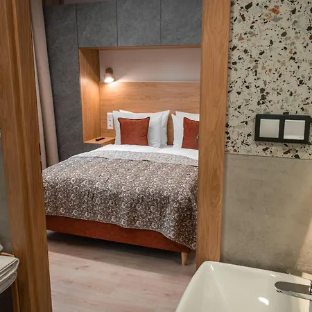 Apartament Sebo *